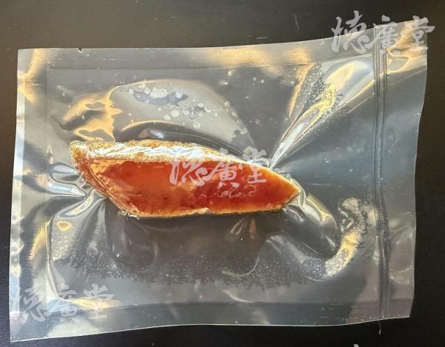 德廣堂,一口吃烏魚子